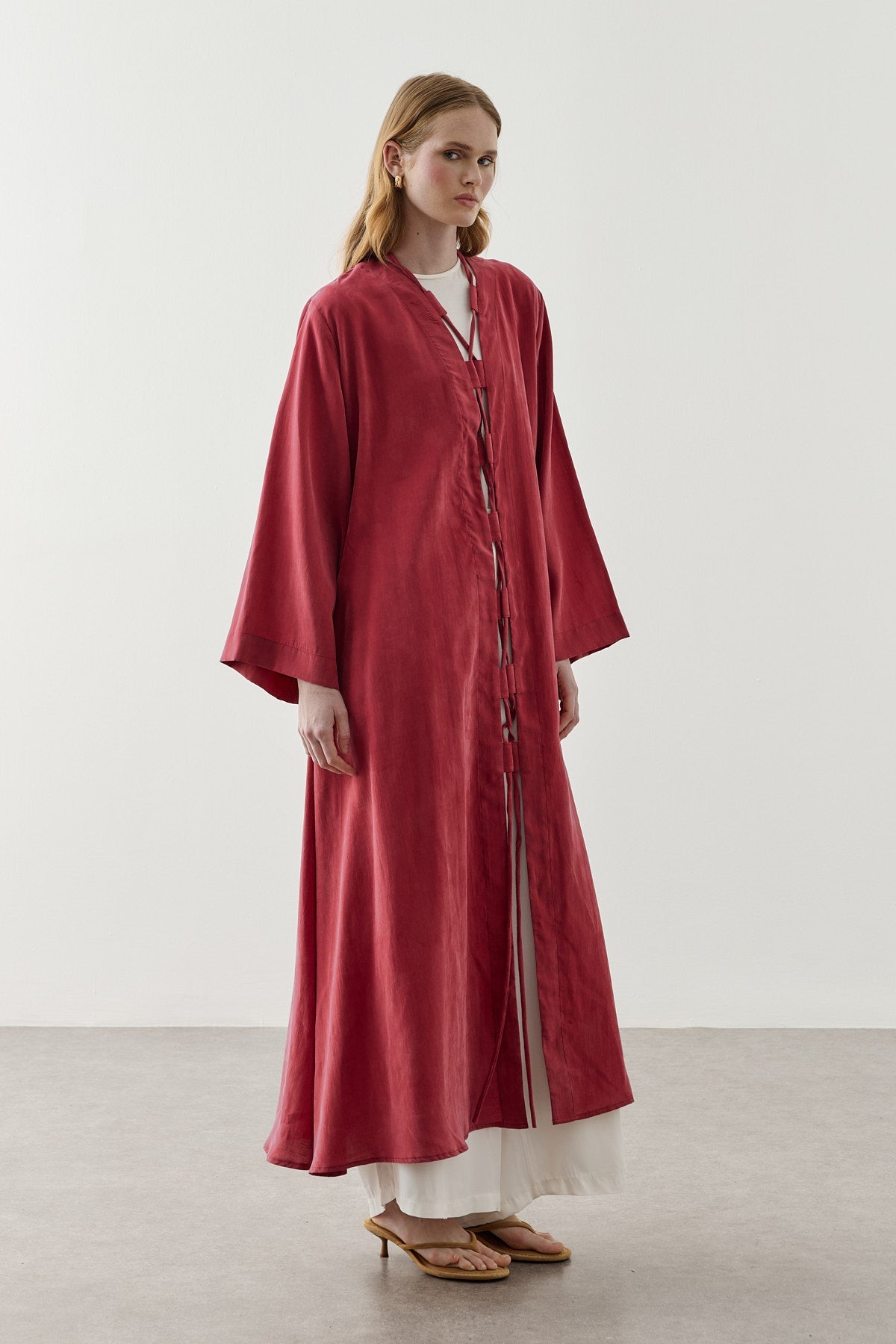 Wide Belt-Loop Kimono Red