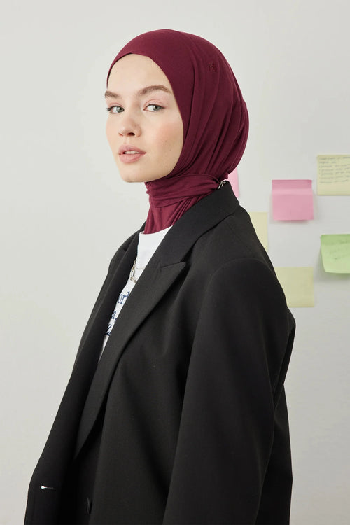 Athletic Hijab Burgundy