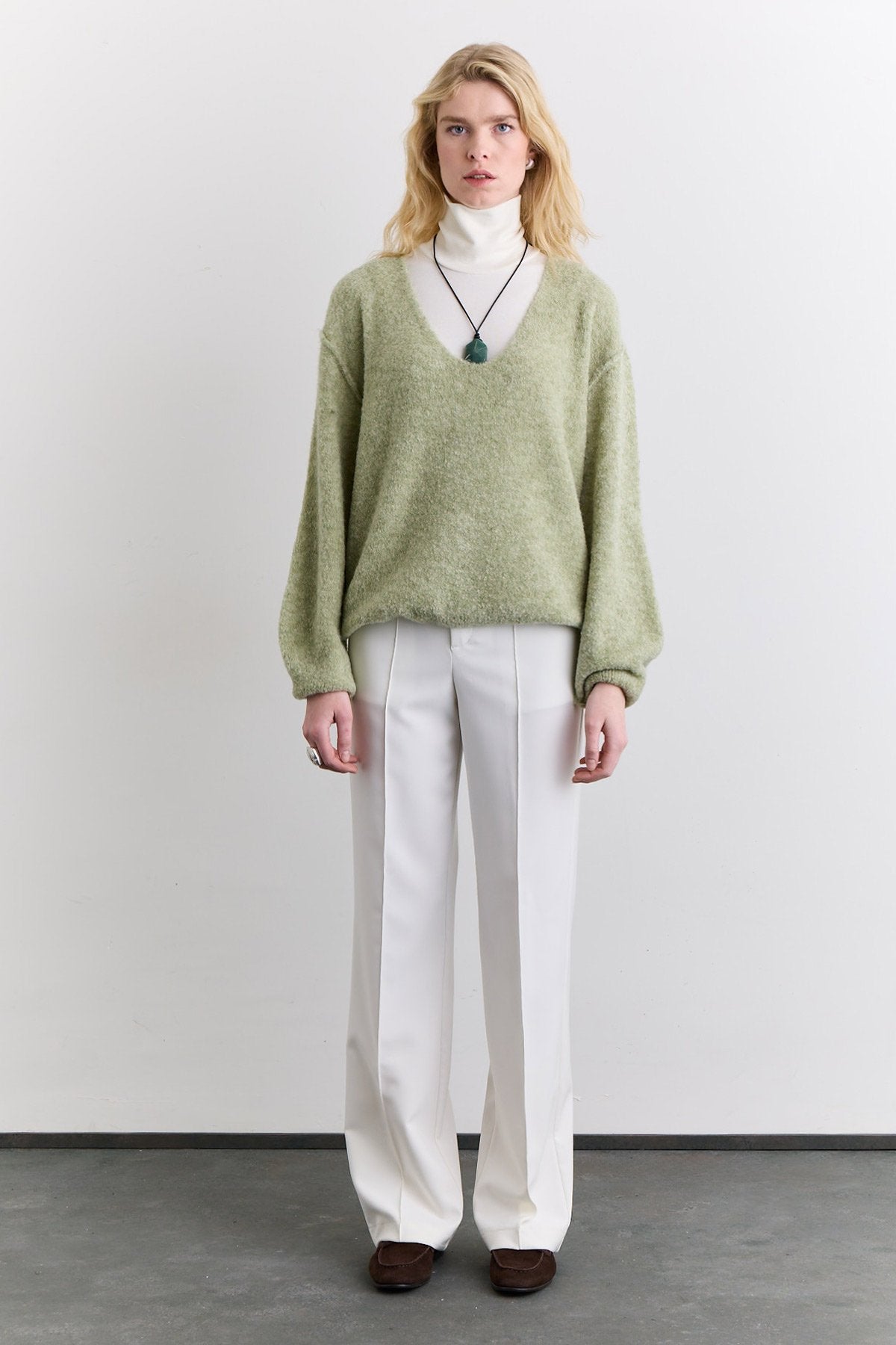 Soft-Textured Knit Sweater Green