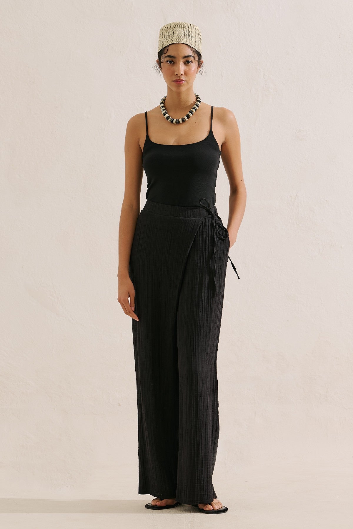 Muslin Wrap-Style Pants Black
