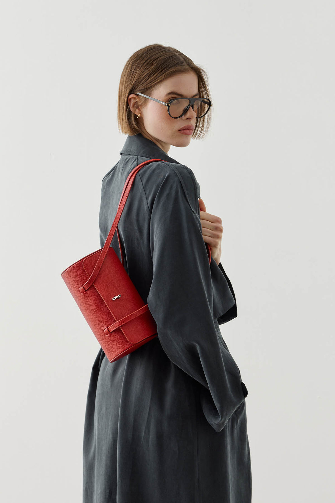 Sansy Cylinder Shoulder Bag Red