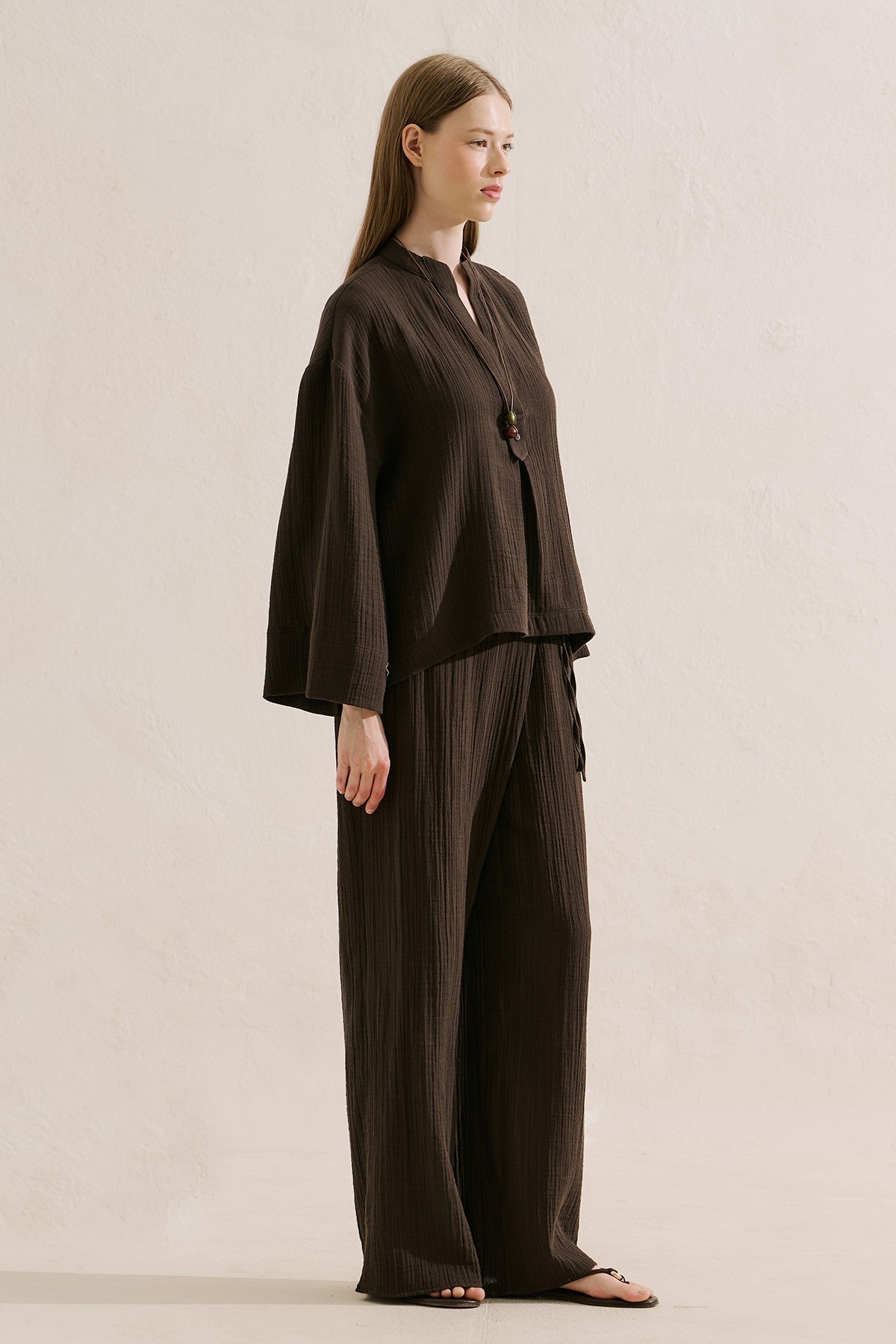 Muslin Wide-Sleeve Blouse Brown