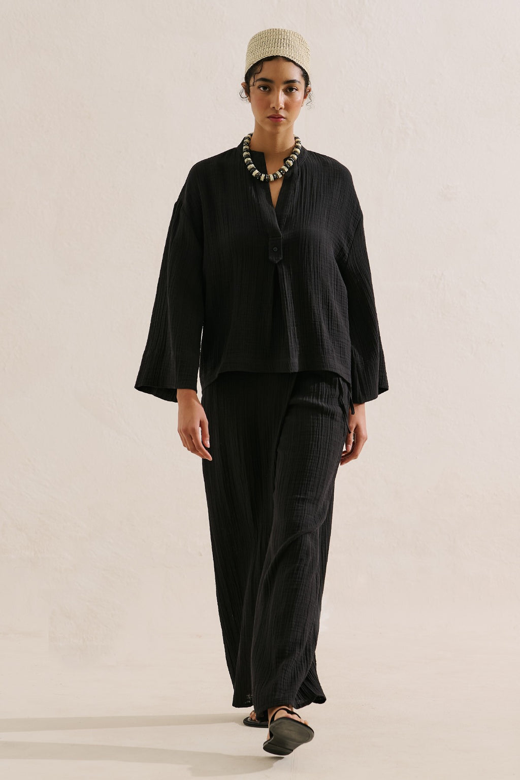 Muslin Wide-Sleeve Blouse Black
