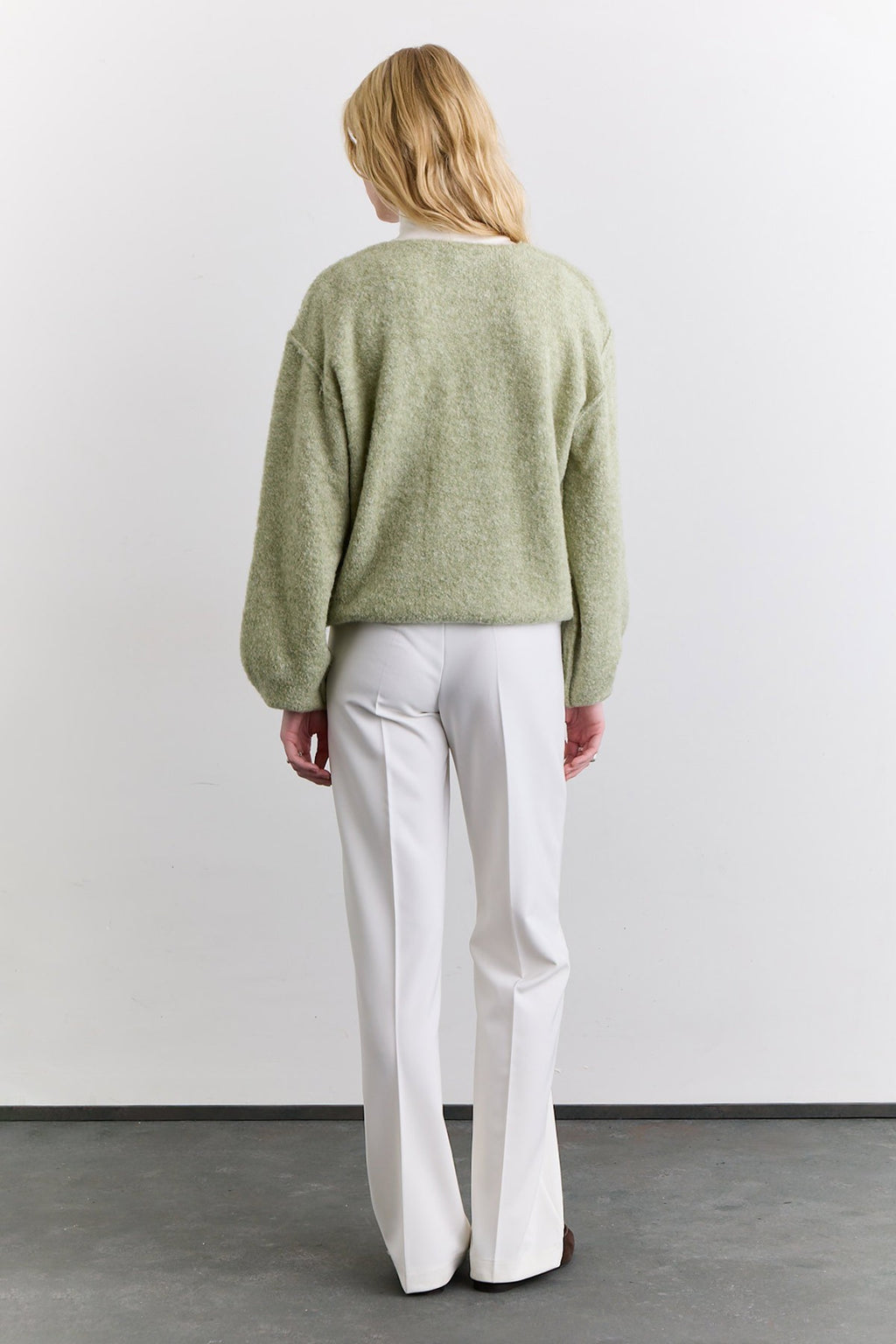 Soft-Textured Knit Sweater Green