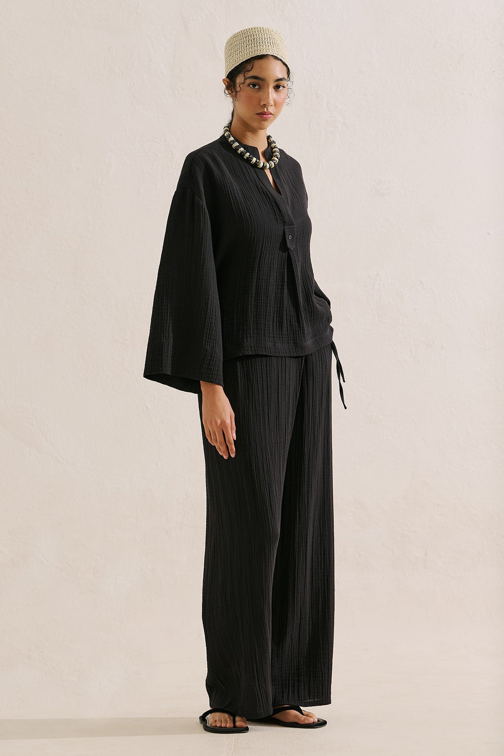 Muslin Wide-Sleeve Blouse Black