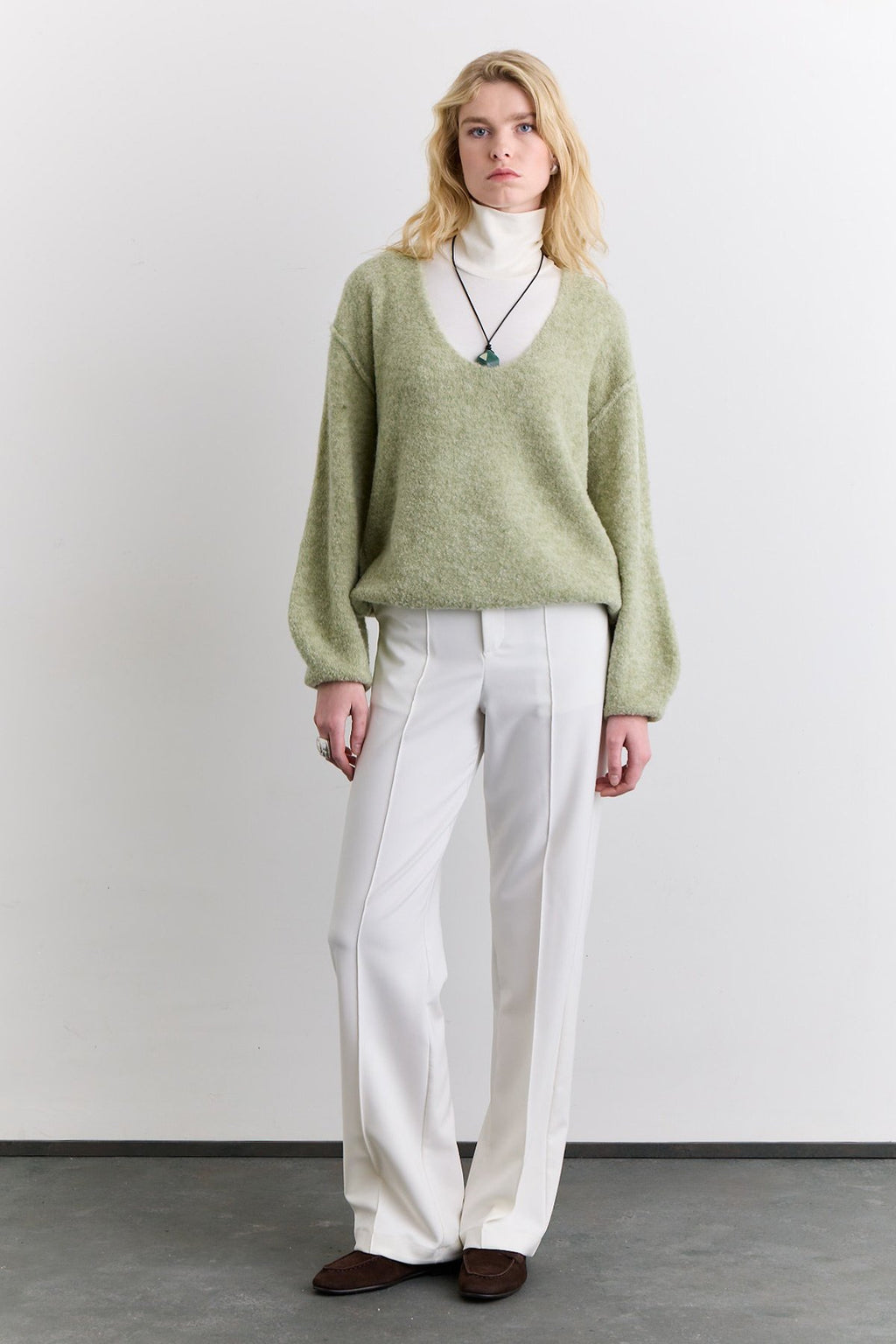 Soft-Textured Knit Sweater Green