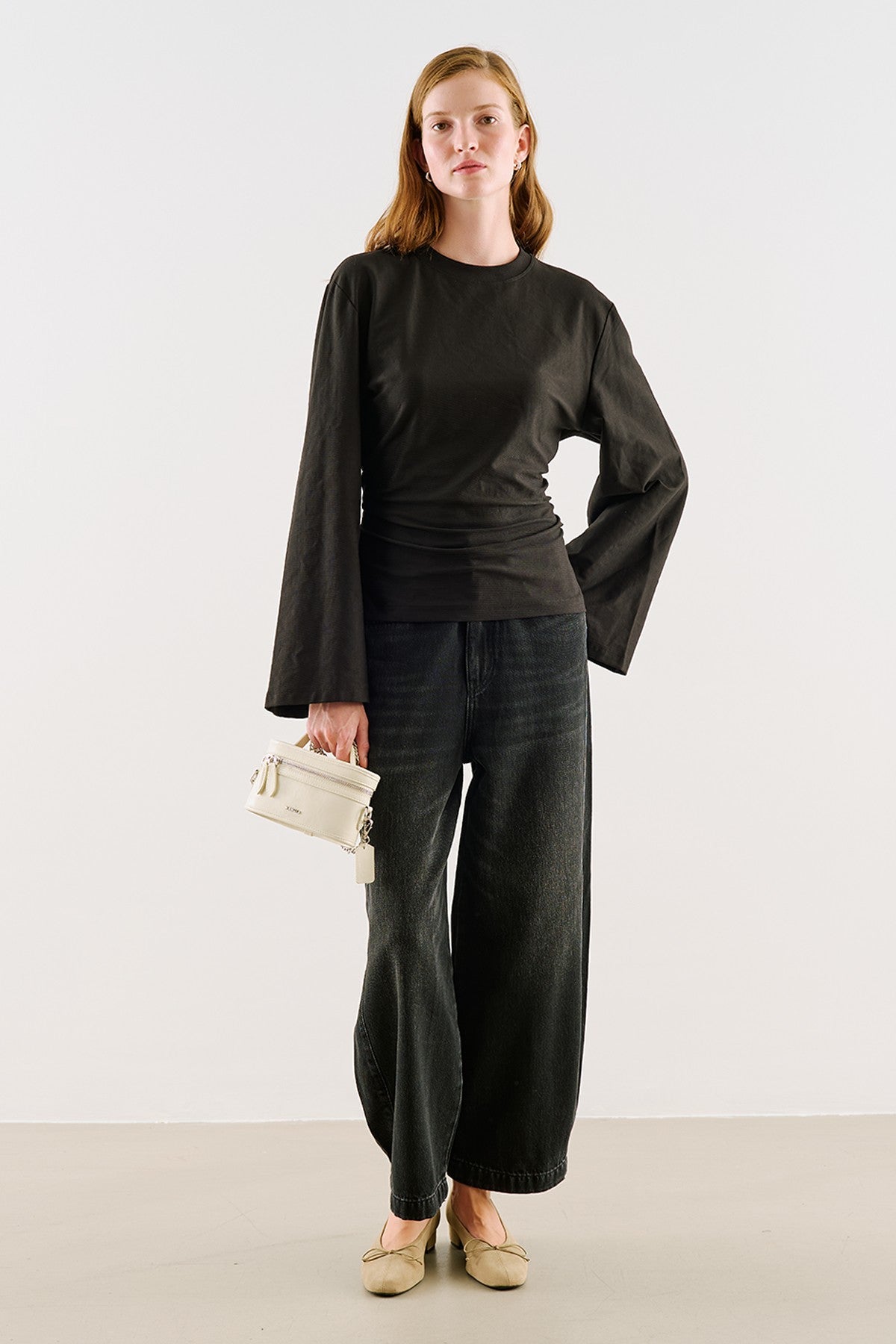 Slightly Fitted T-Shirt Black