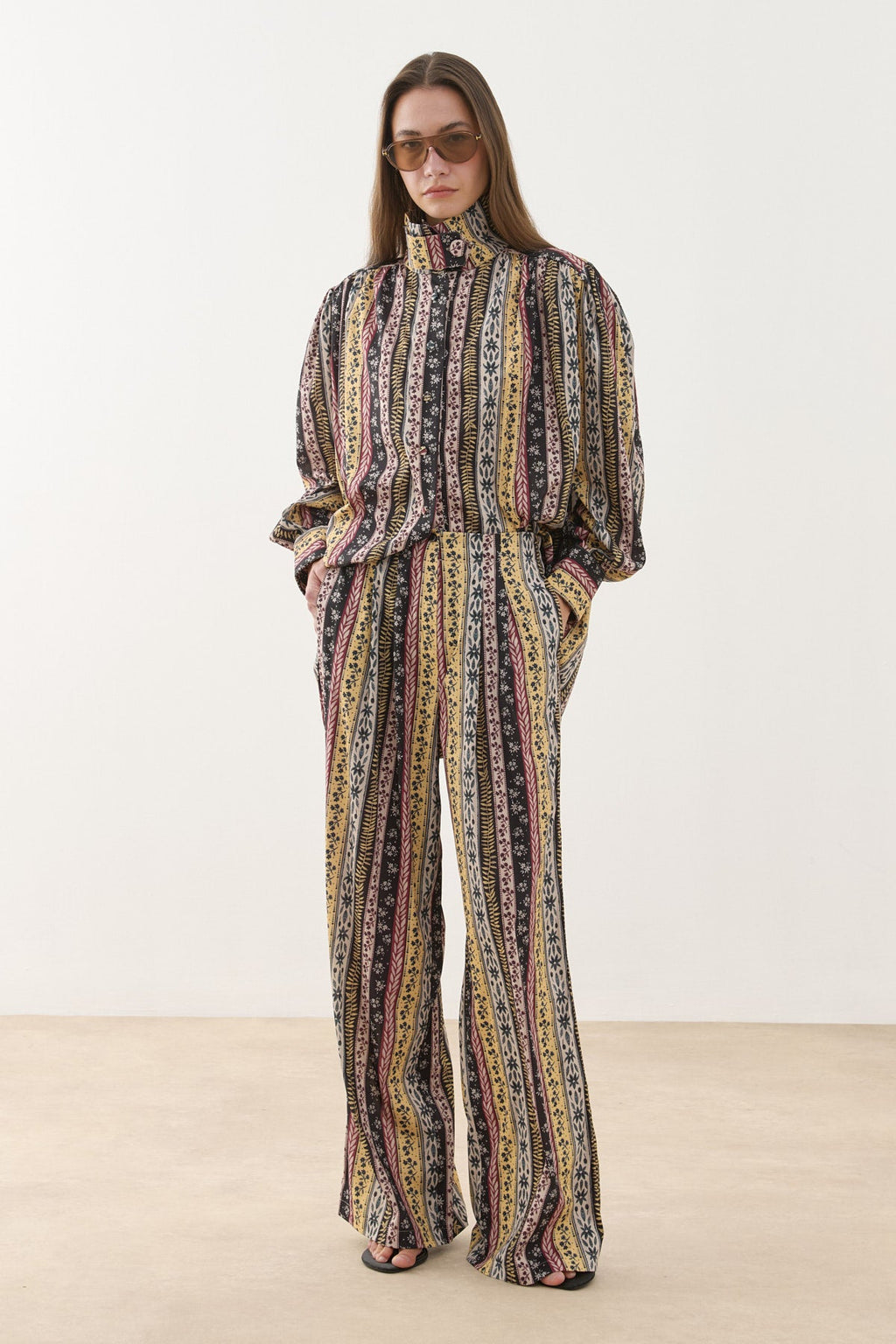 High Collar Patterned Set