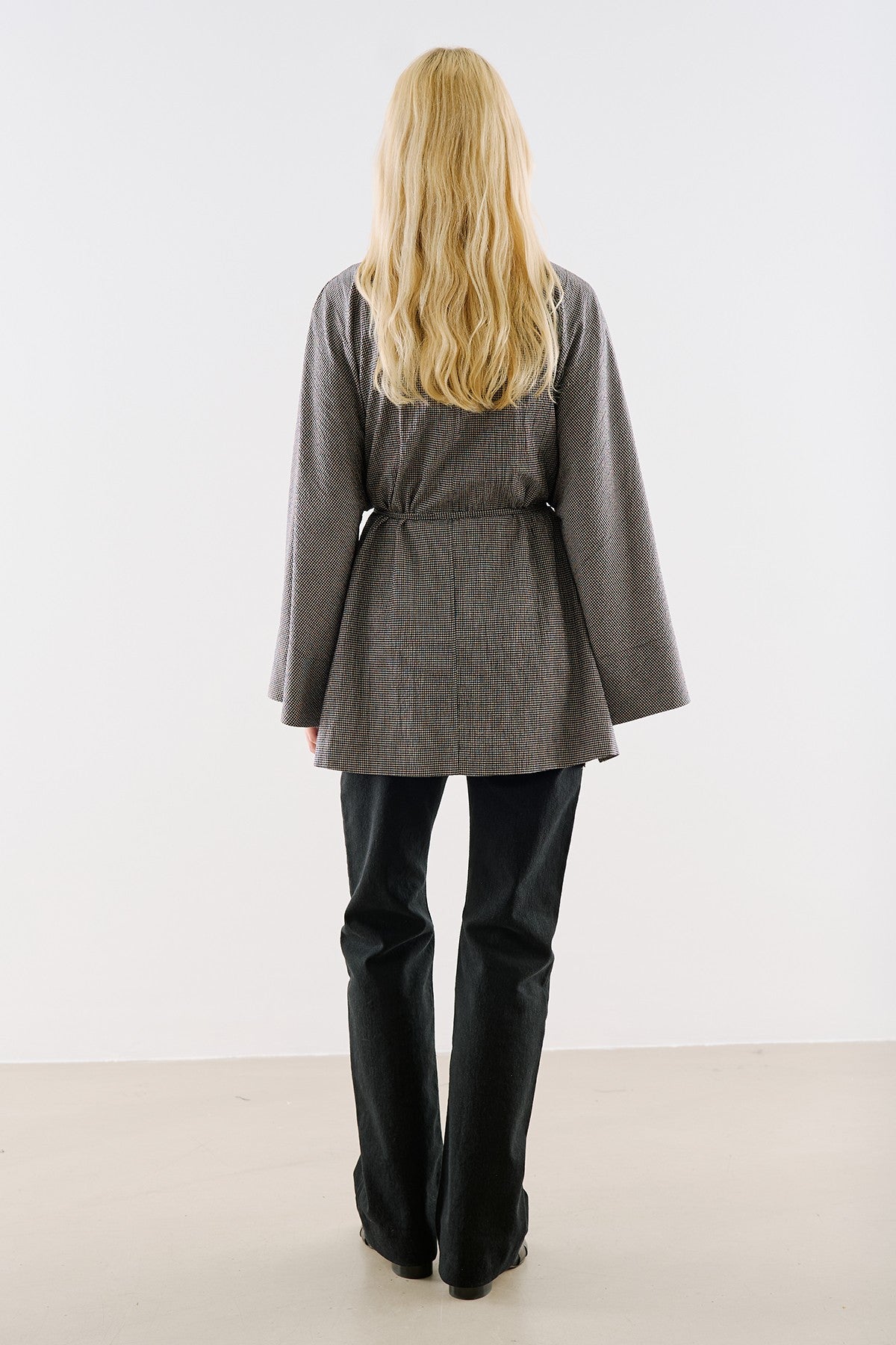 Wide-Sleeve Belted Tunic Black