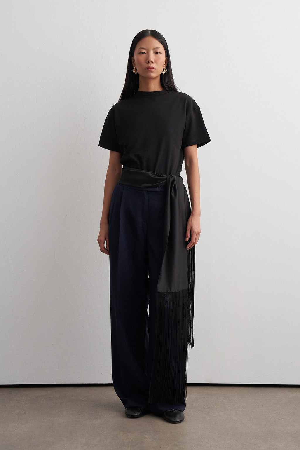 Tassel-Detail Scarf Black