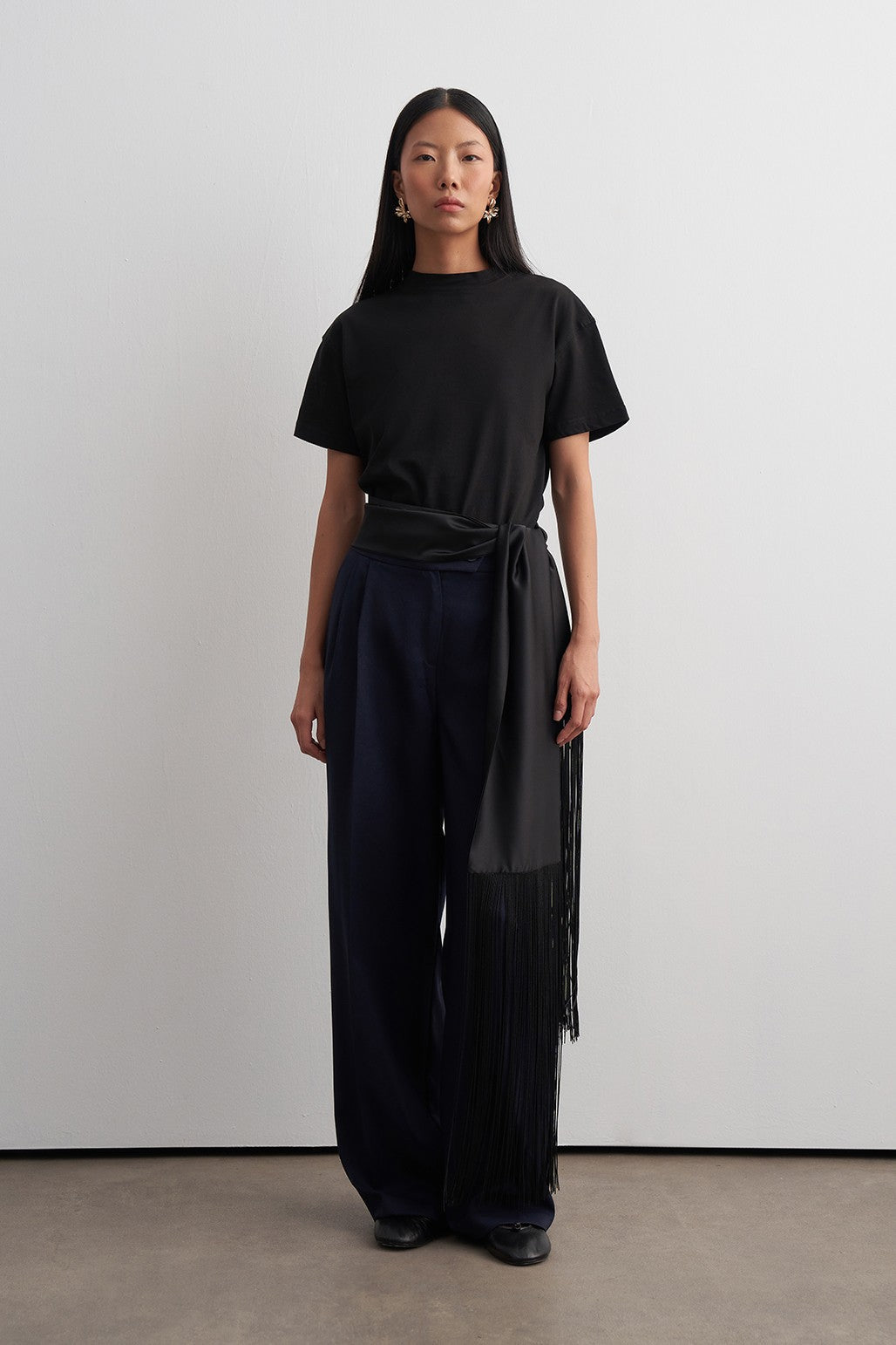 Tassel-Detail Scarf Black