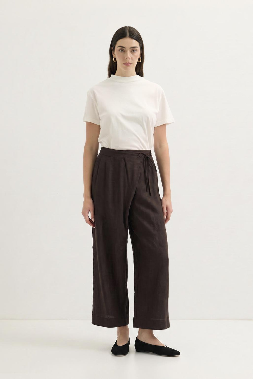 Flap Tie Linen Trousers Brown