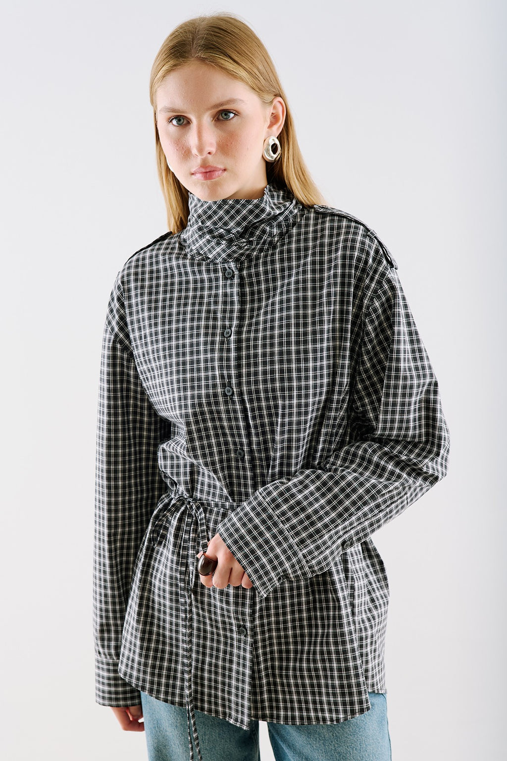 Scarf-Tie Collar Shirt Black Plaid