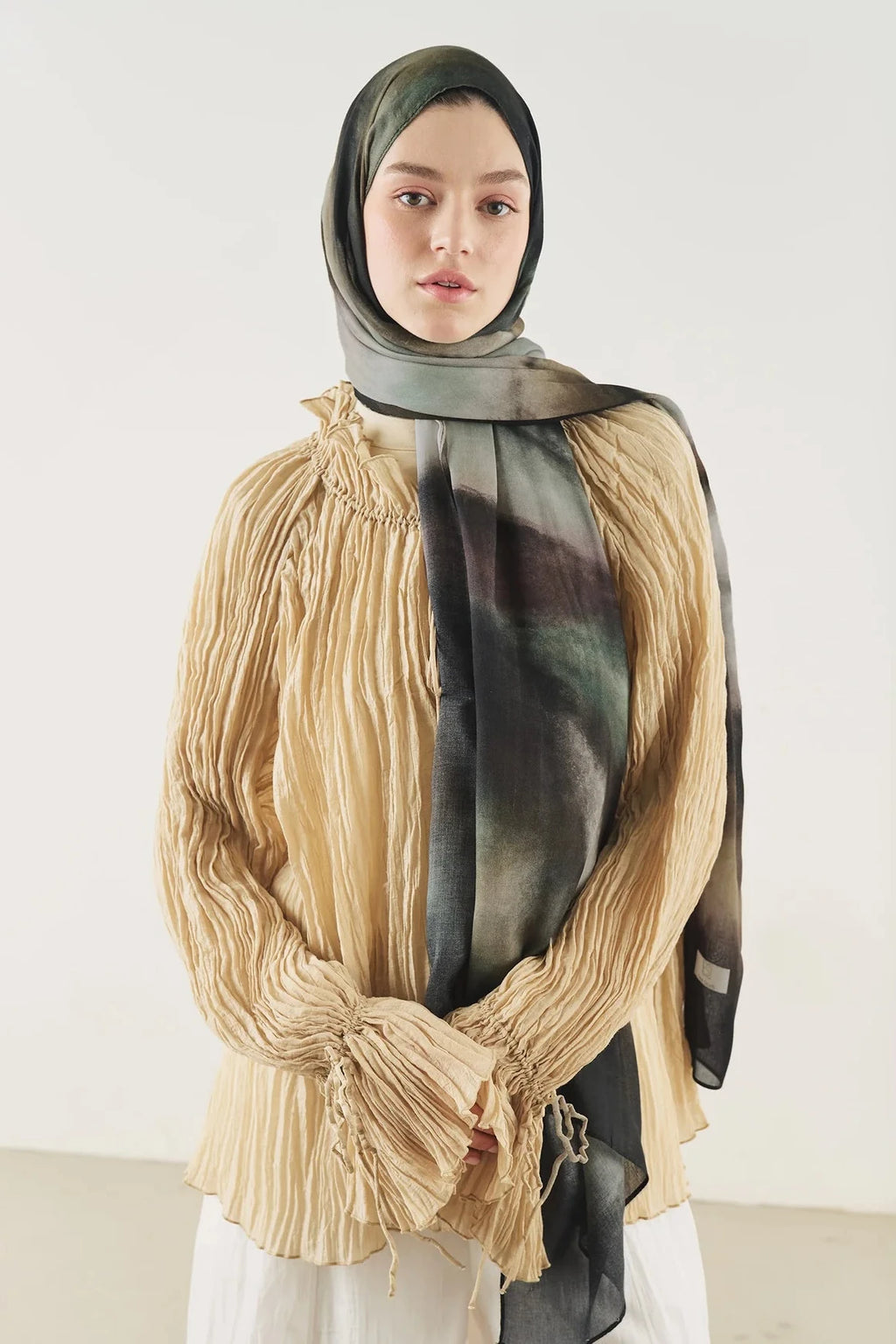 Pure Flow Soft Viscose Shawl Black