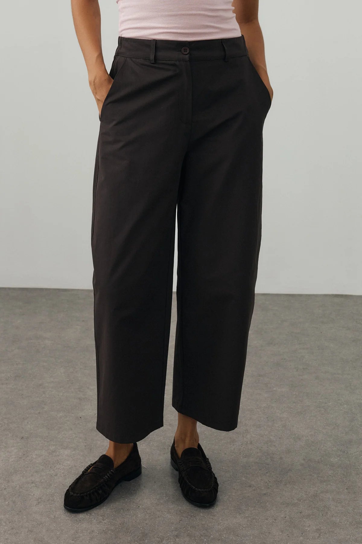 Chino-Style Pants Dark Brown
