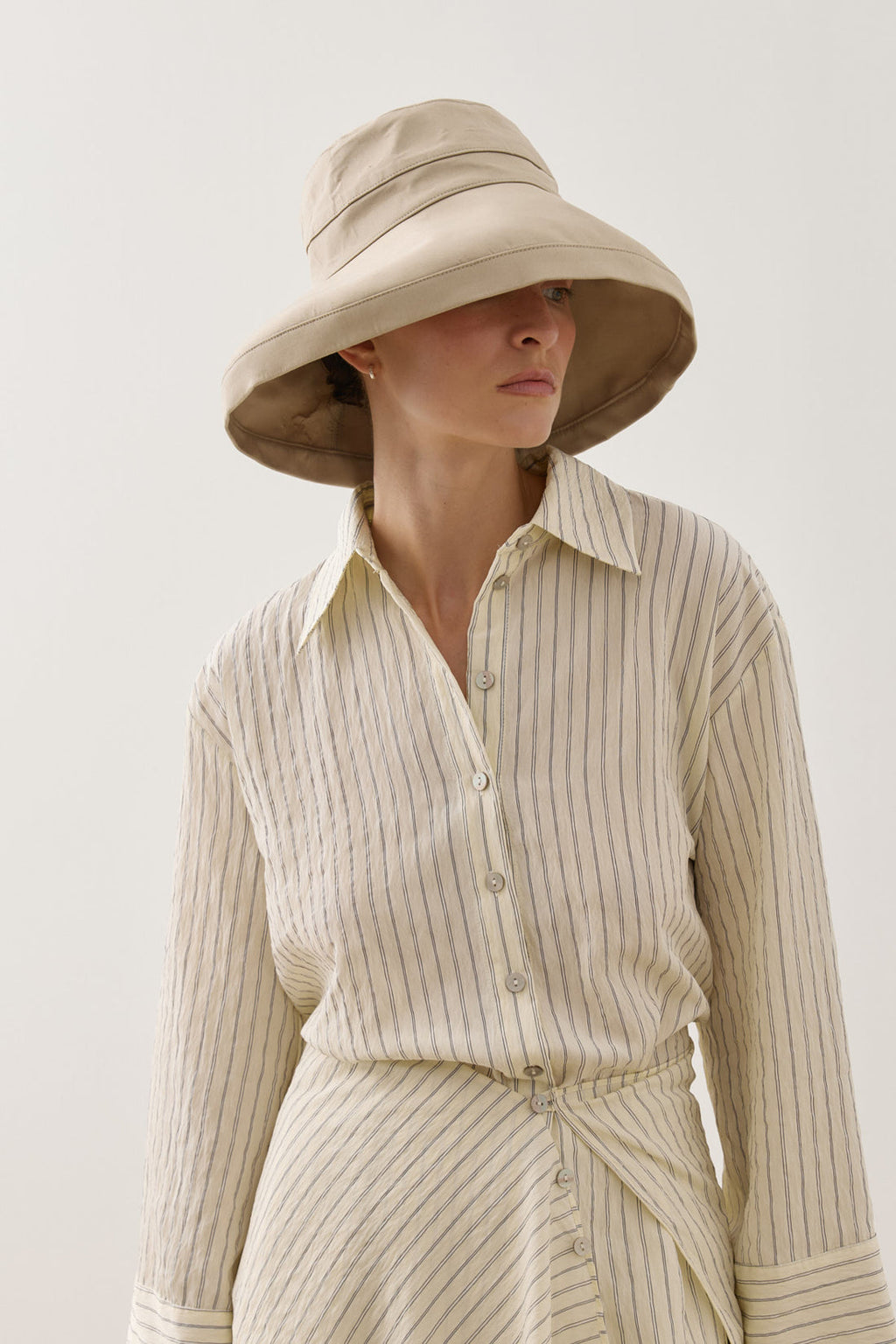 Maxi Fabric Hat Beige