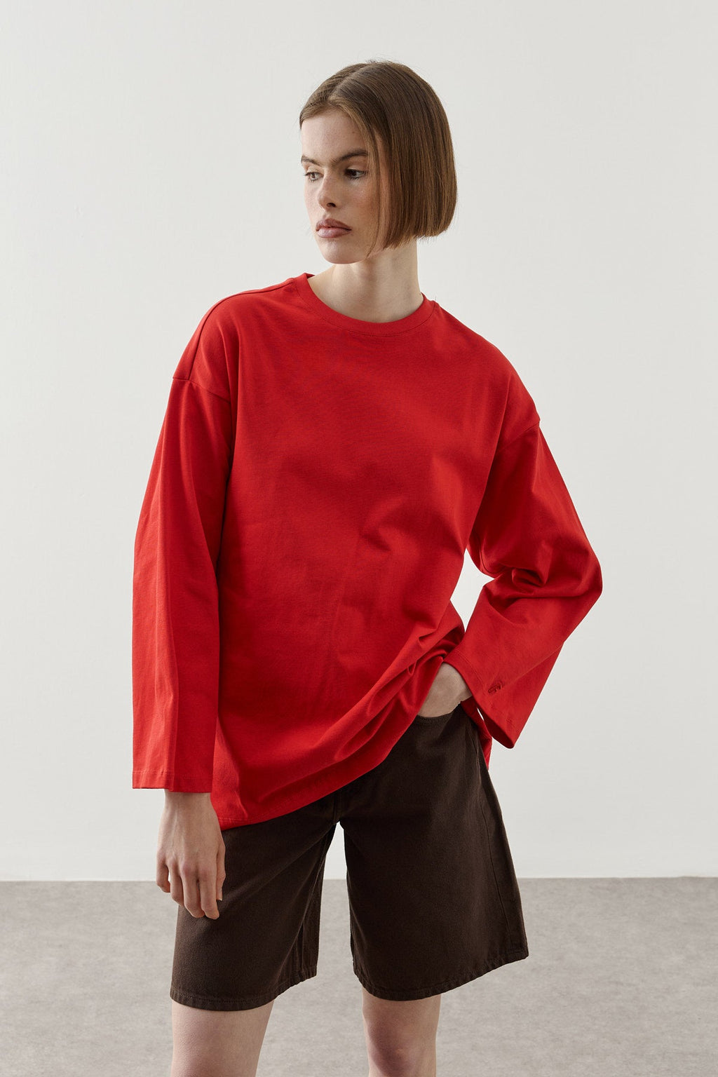 Basic Cotton T-Shirt with Contrast
Tie Detail Red