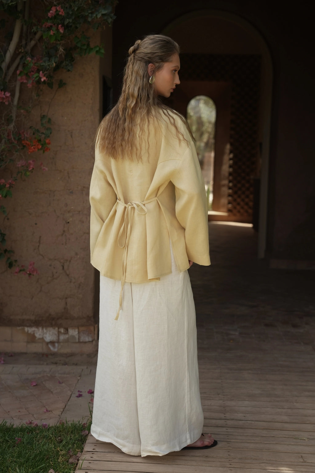 Double-Slit Organic Linen Blouse Yellow