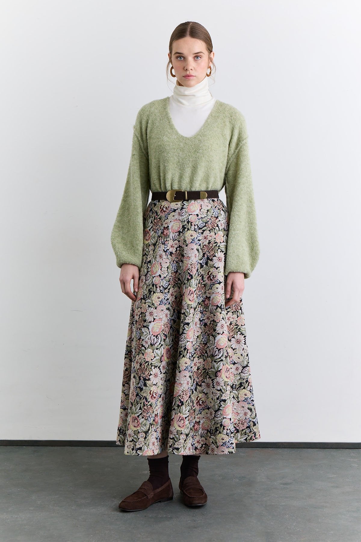 Floral Jacquard Patterned Skirt
