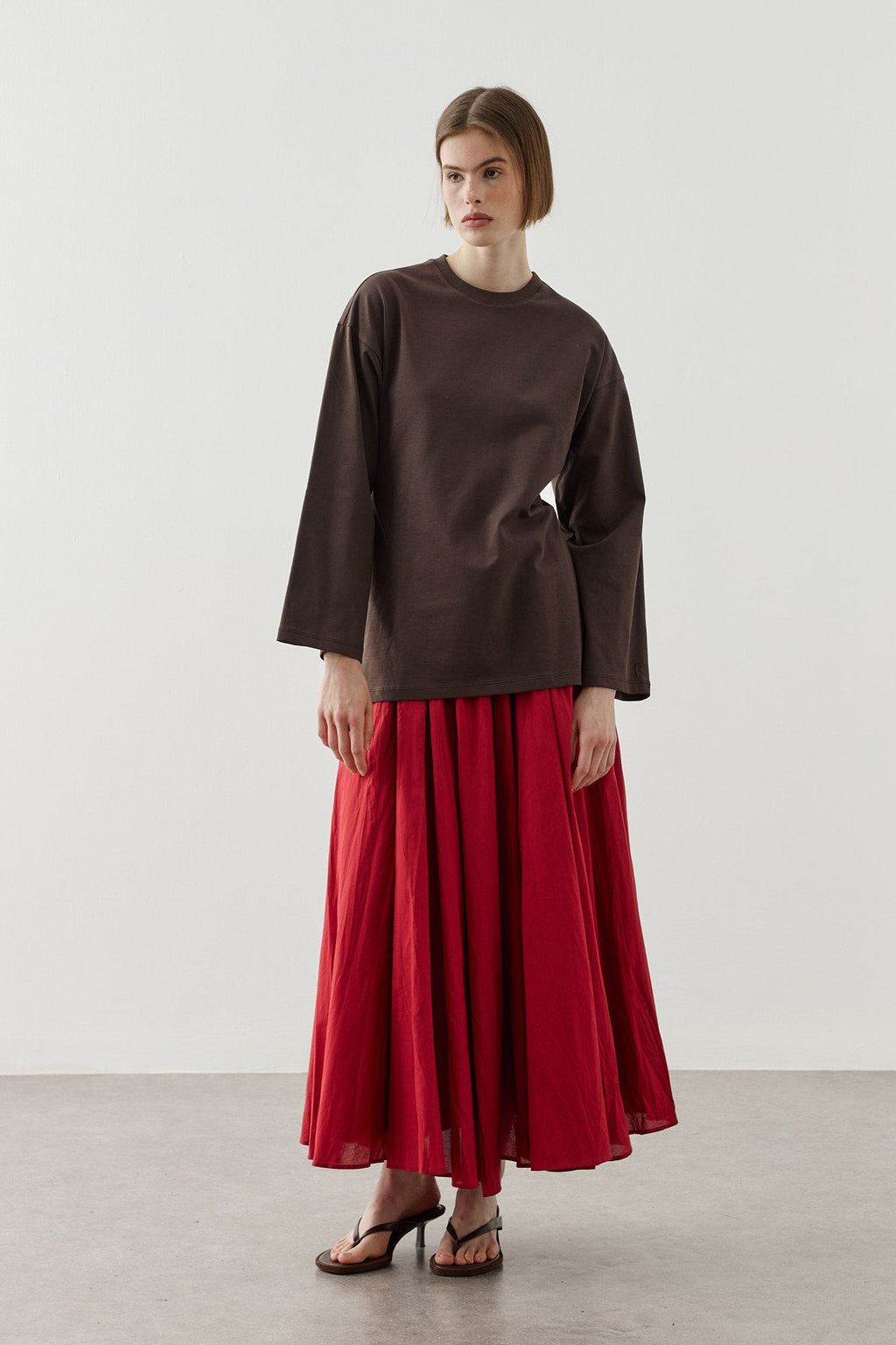 Basic Cotton T-Shirt with Contrast
Tie Detail Brown