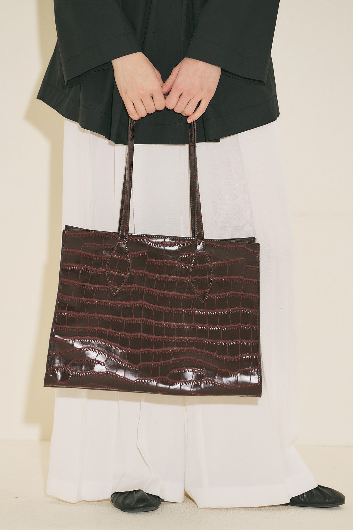 Embossed Leather City Bag Burgundy