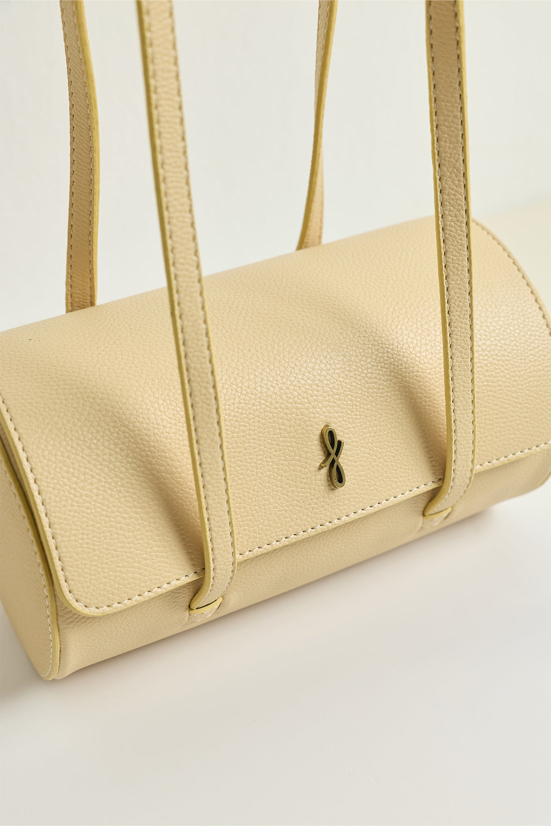 Sansy Cylinder Shoulder Bag Butter Yellow