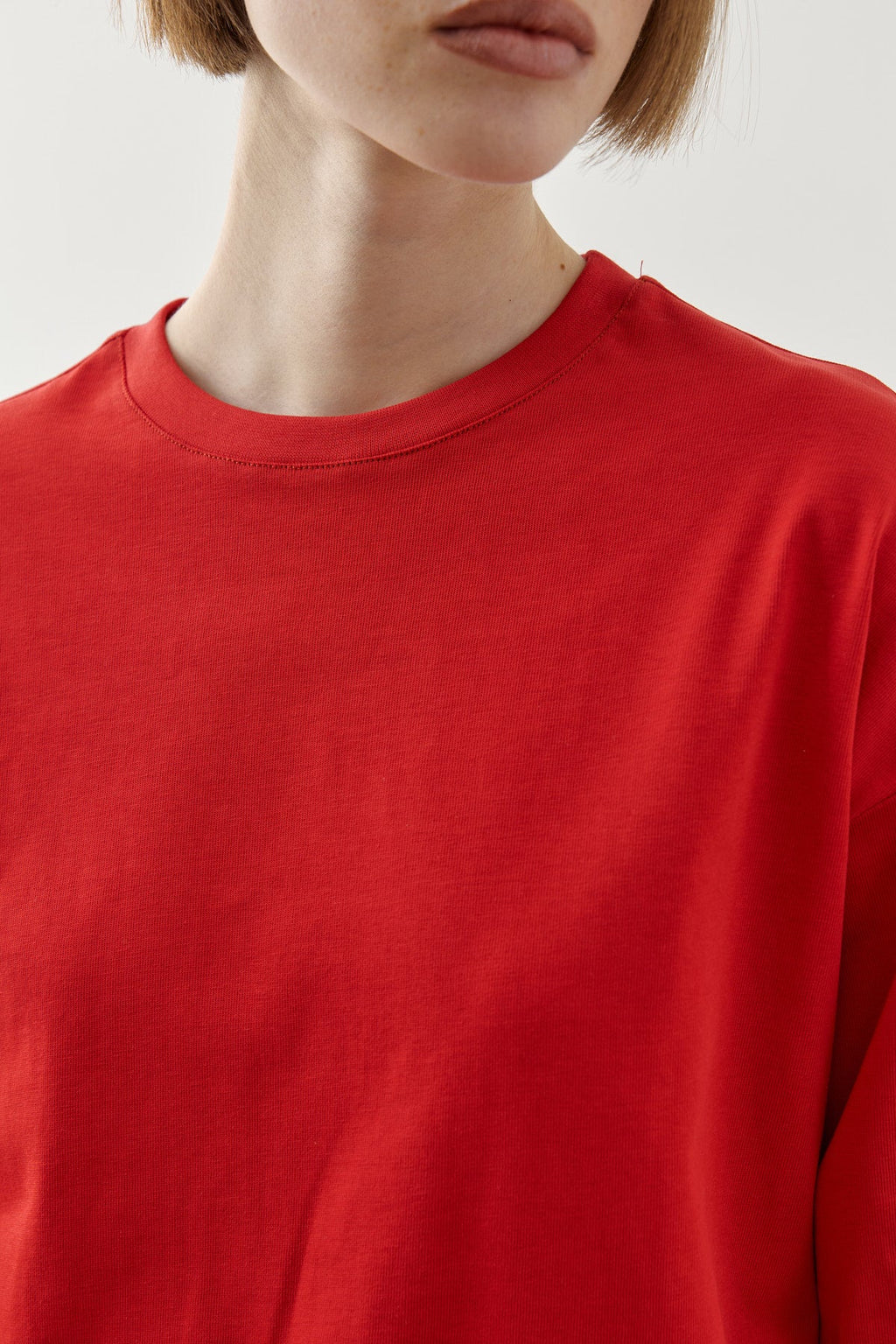 Basic Cotton T-Shirt with Contrast
Tie Detail Red