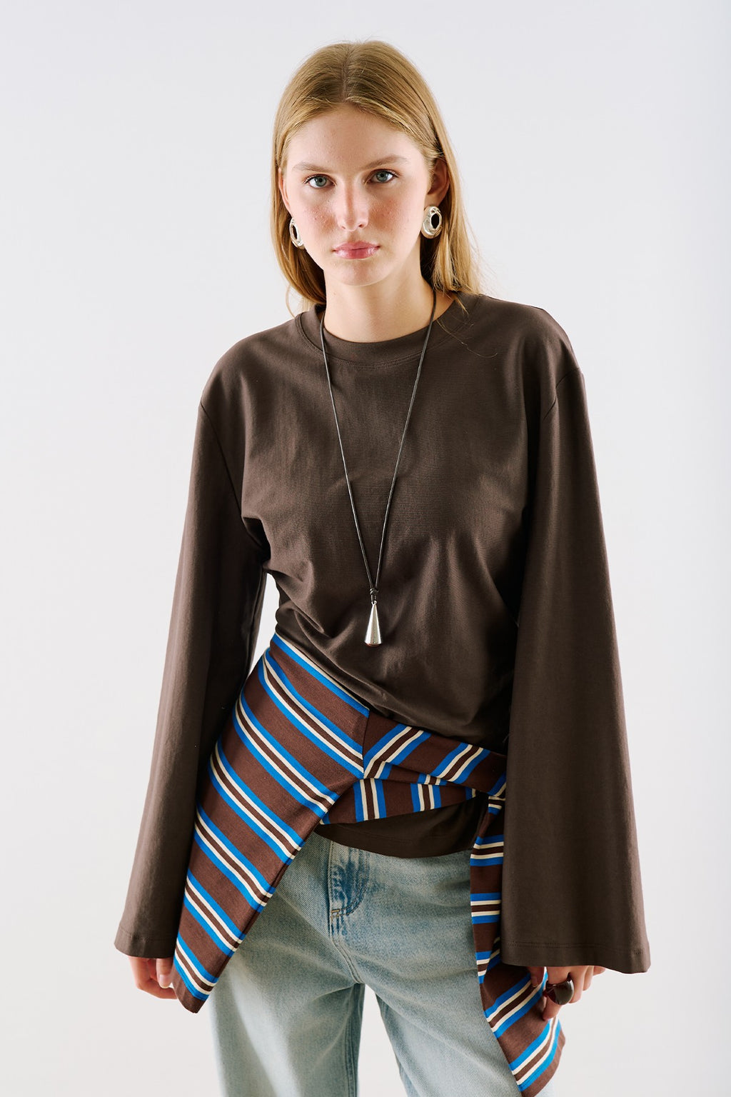 Slightly Fitted T-Shirt Brown
