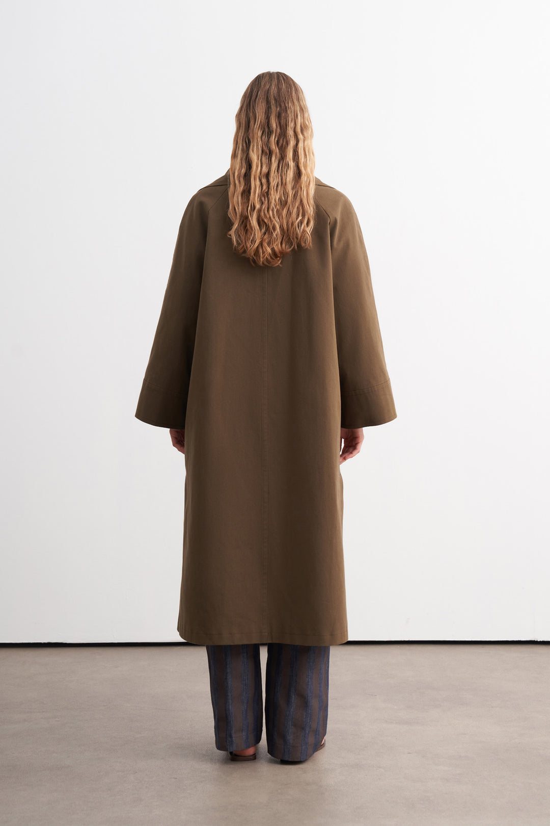 Premium Shawl-Detail Trench Coat Khaki