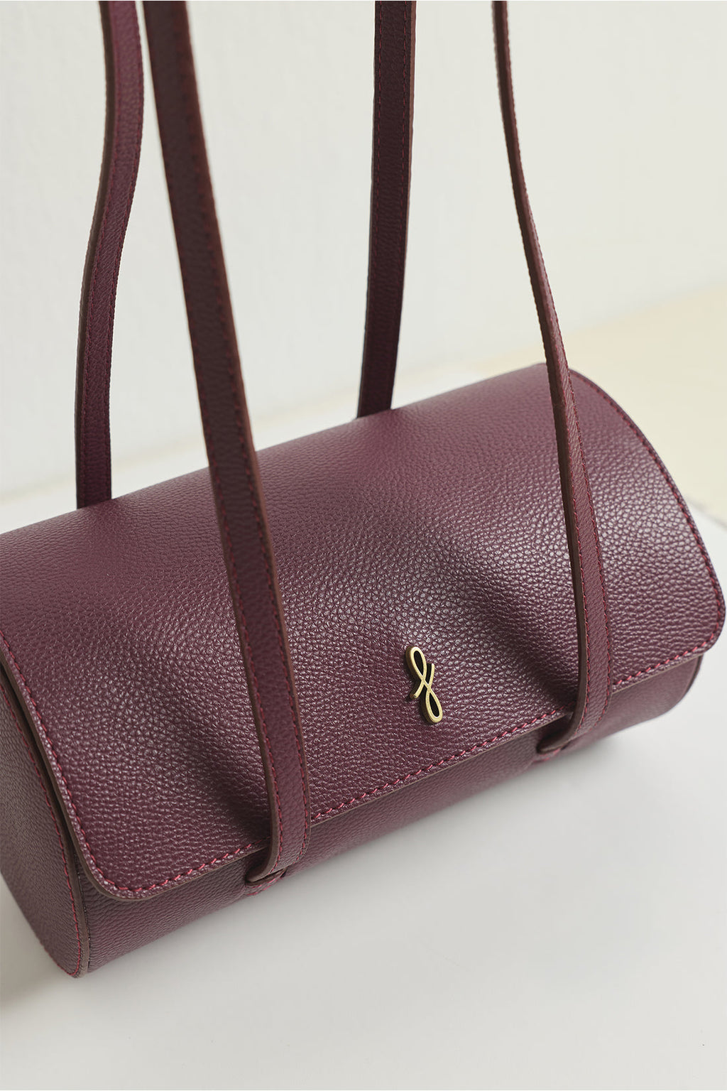 Sansy Cylinder Shoulder Bag Plum