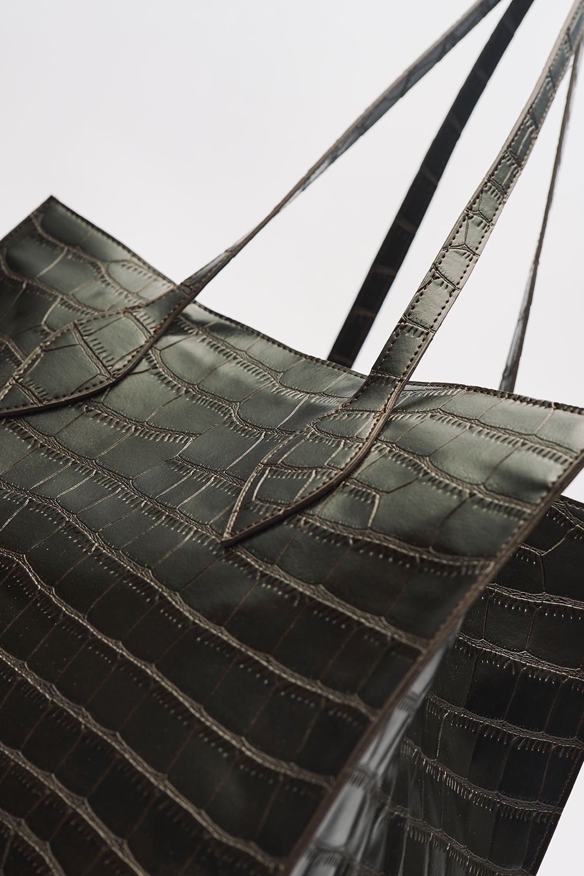 Embossed Leather City Bag Brown