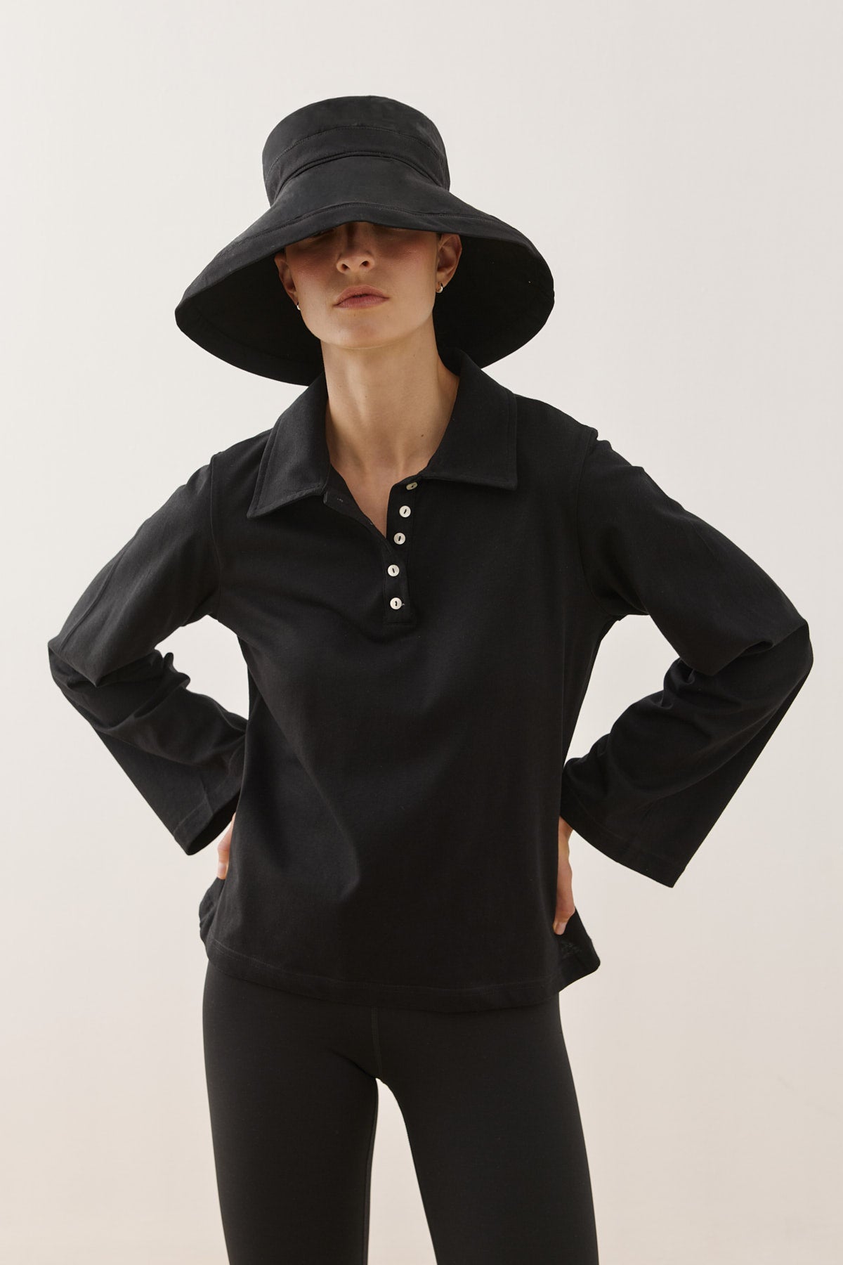 Maxi Fabric Hat Black