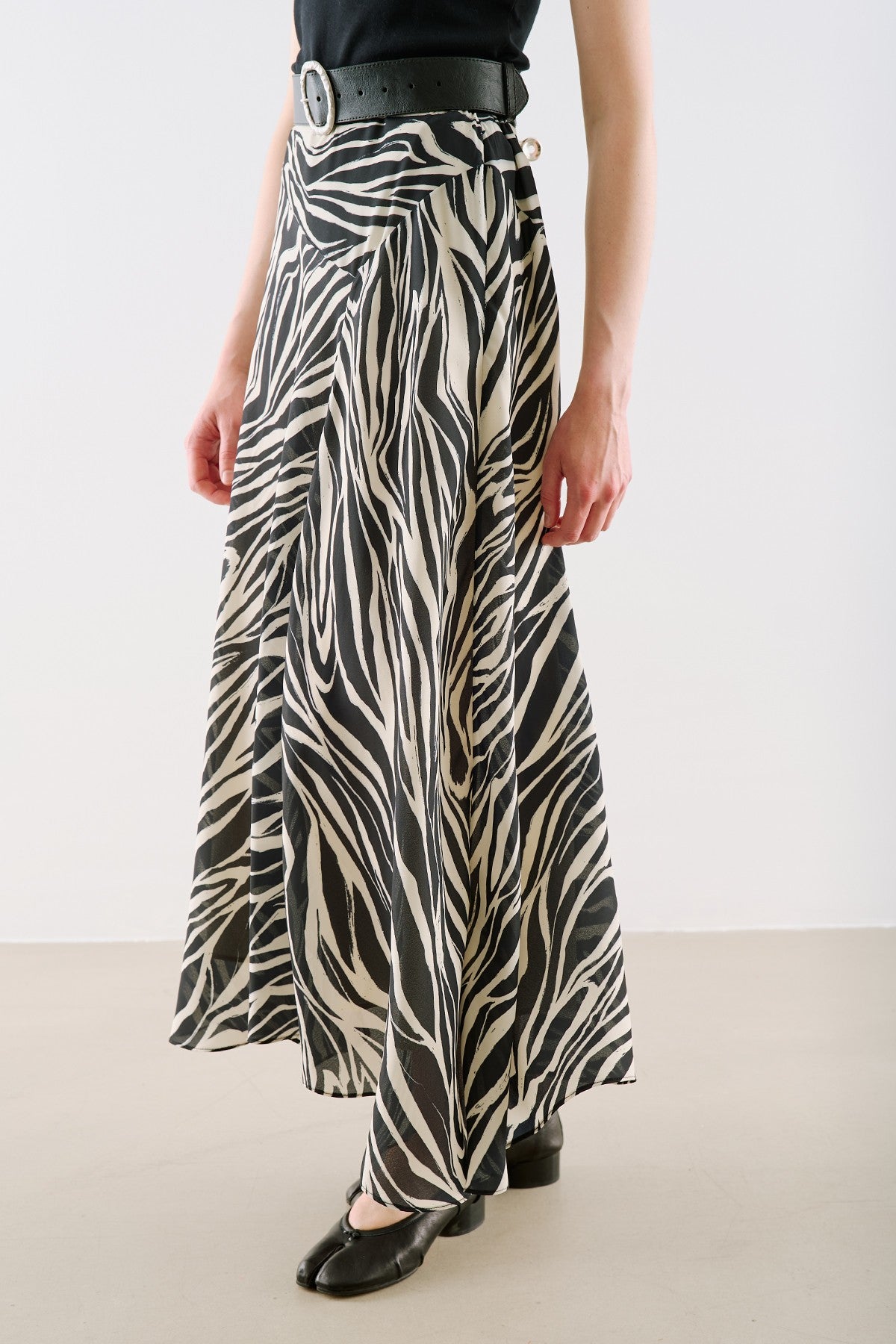 Asymmetric Long Skirt Zebra