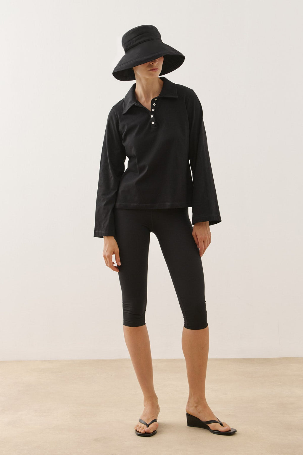 Maxi Fabric Hat Black