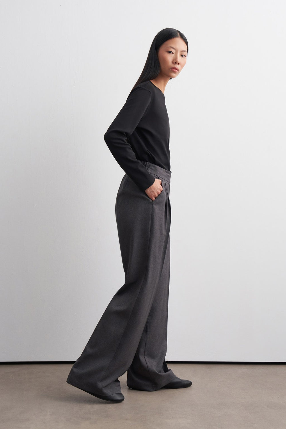 Pleated Palazzo Pants Anthracite