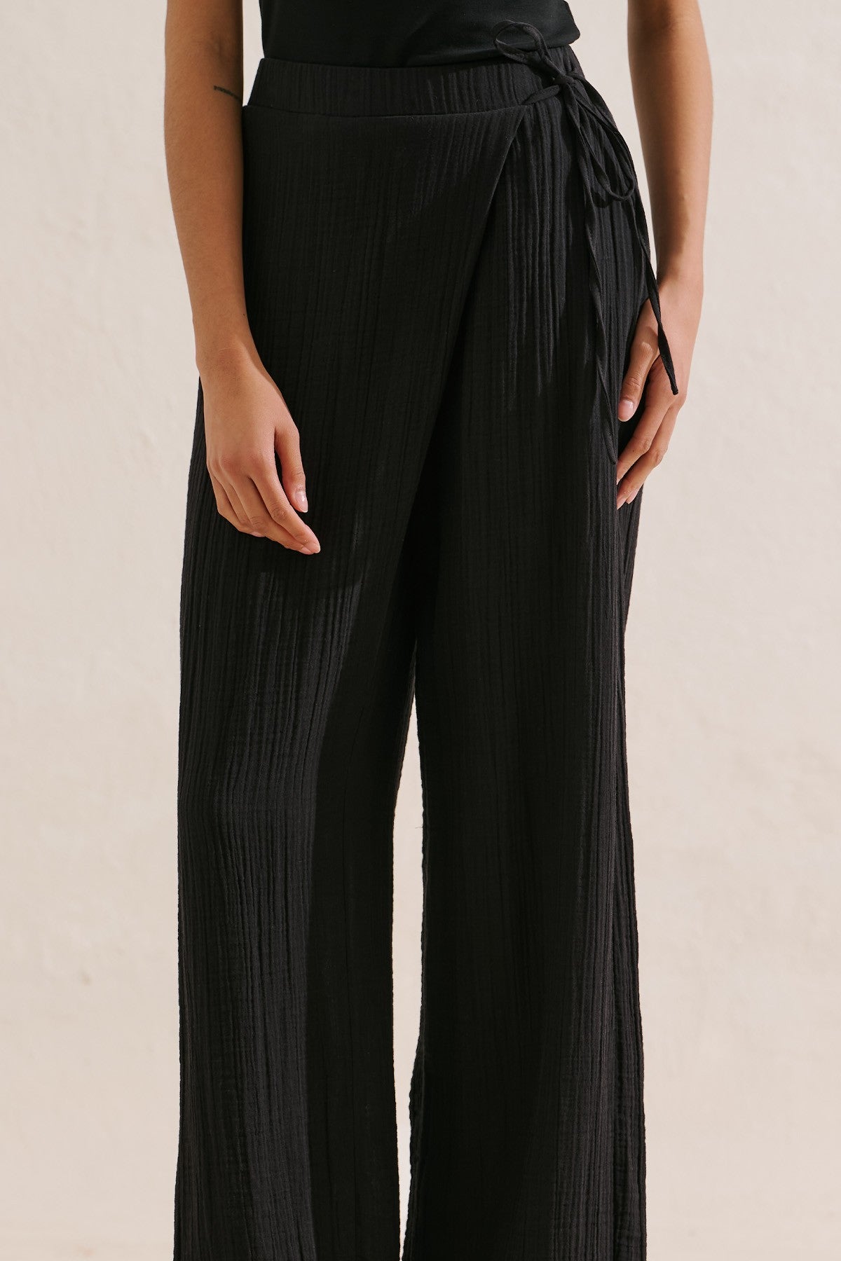 Muslin Wrap-Style Pants Black