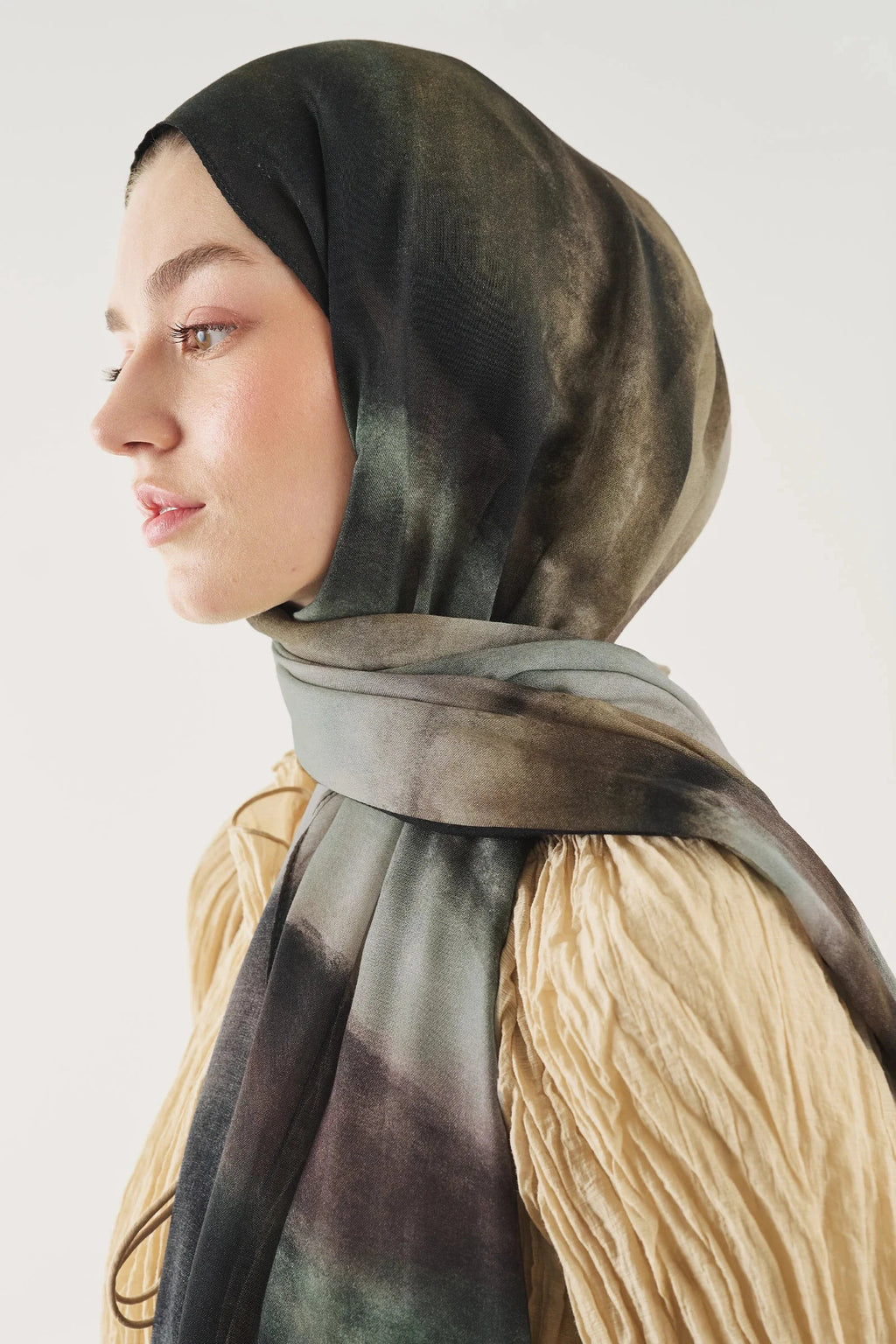 Pure Flow Soft Viscose Shawl Black