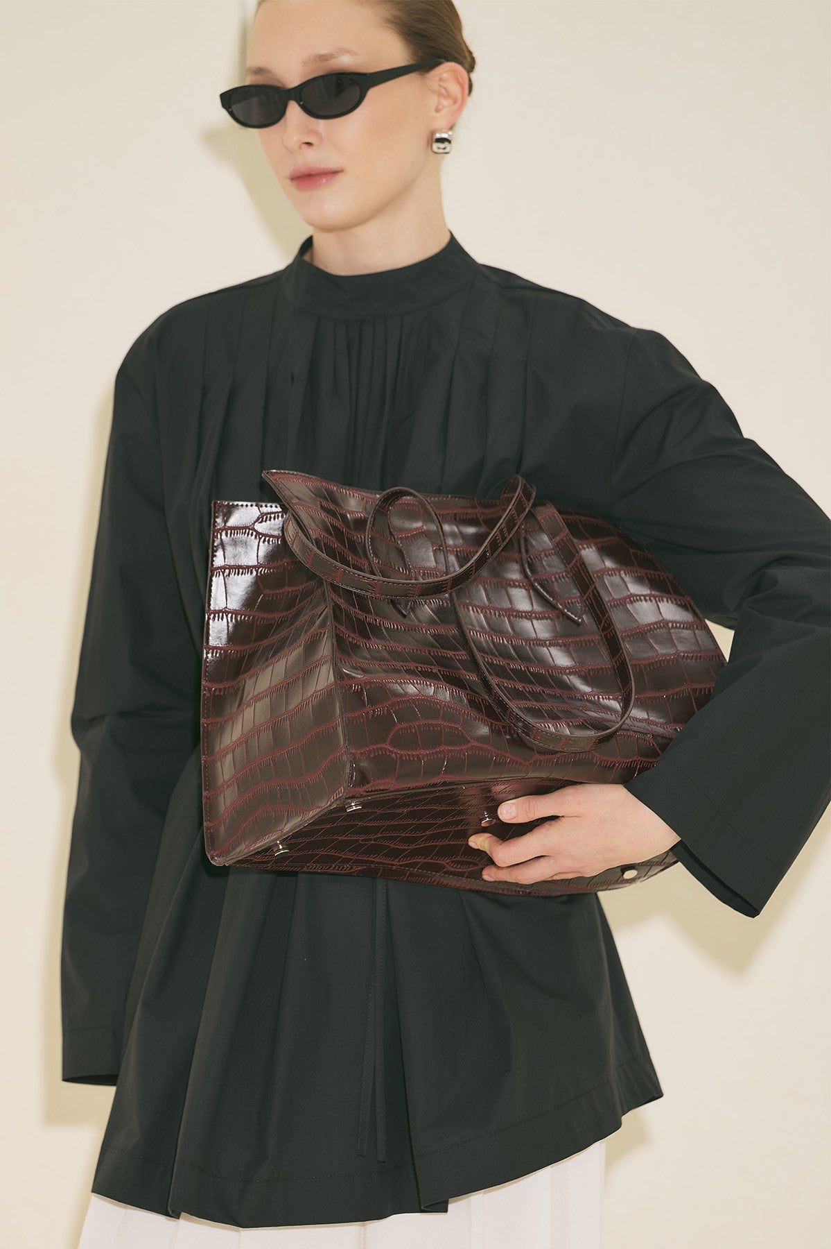 Embossed Leather City Bag Burgundy