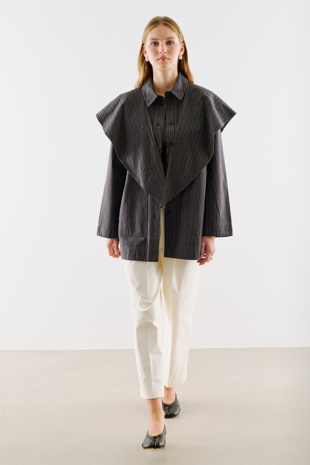 Scarf-Collar Shirt Jacket Black Striped