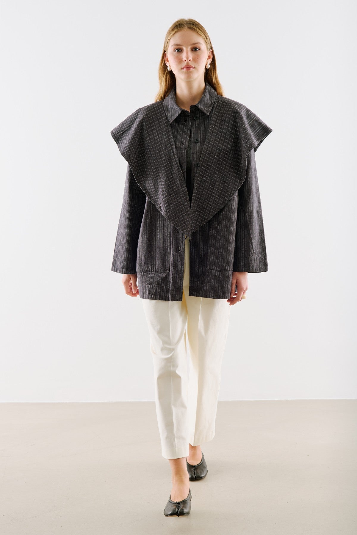 Scarf-Collar Shirt Jacket Black Striped