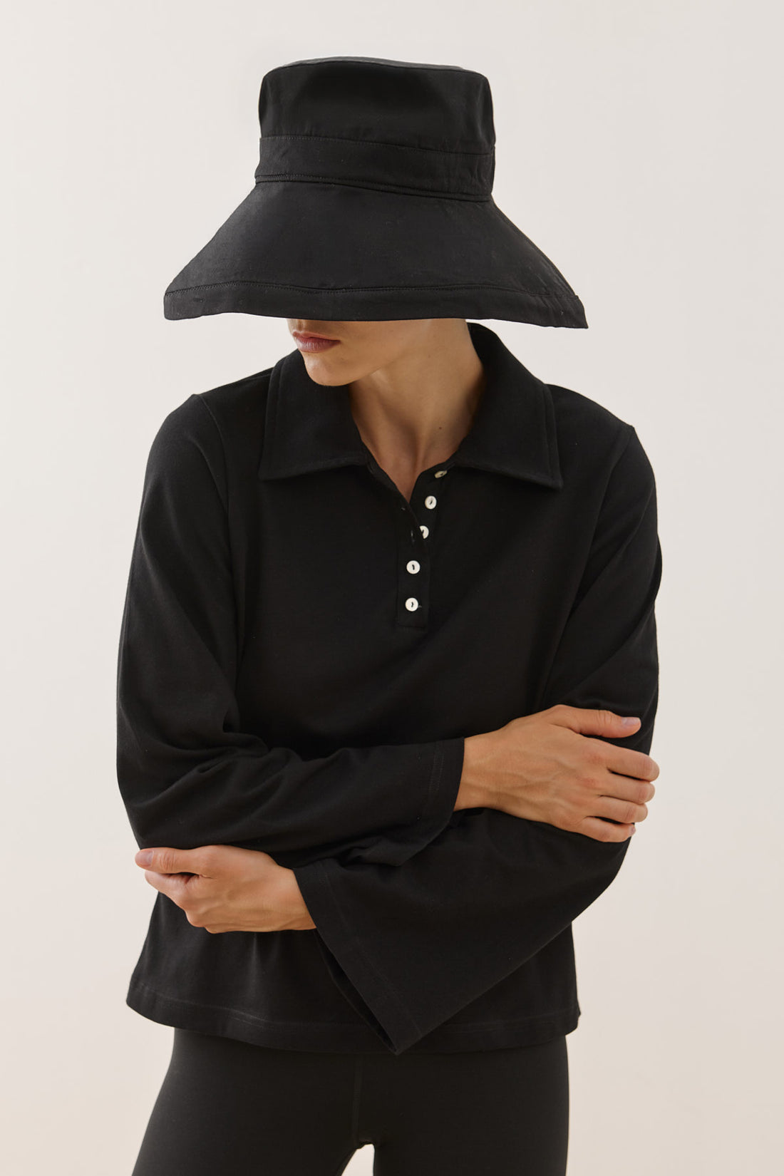 Maxi Fabric Hat Black